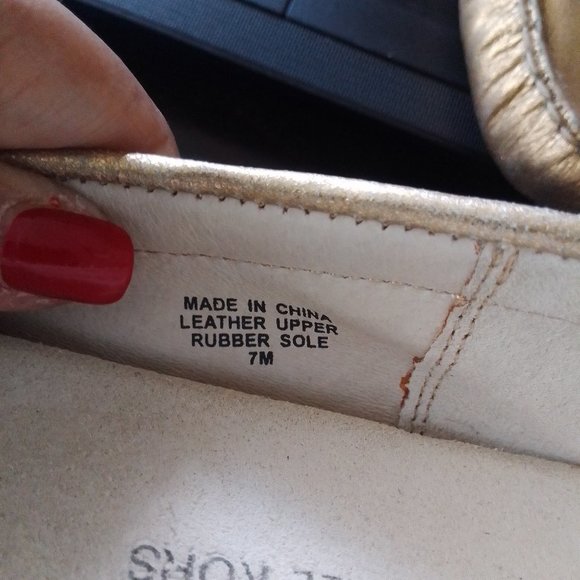 Michael Kors Gold Tassled Loafers Womens Size 7 M - Picture 2 of 8